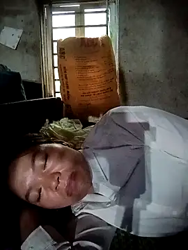 Snapshot of dualeo11 chatting on 18, 4, 2026 dualeo11 online show from 18, 4, 2026