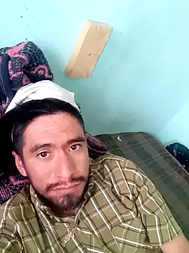 Snapshot of Elcaliente24 chatting on 2, 3, 2026 Elcaliente24 online show from 2, 3, 2026