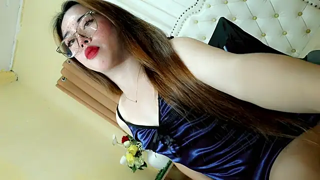 Snapshot of Seductive_sophie chatting on 23, 4, 2026 Seductive sophie online show from 23, 4, 2026