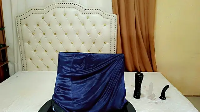 Seductive sophie online show from 29, 7, 2026