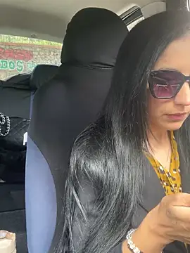 Snapshot of anamaria04 chatting on 24, 3, 2026 anamaria04 online show from 24, 3, 2026