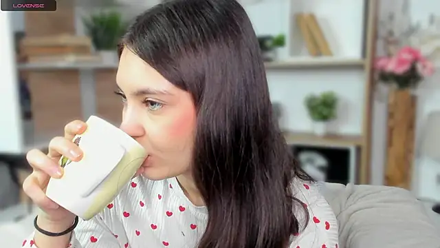 MirthaBolduan online show from 5, 3, 2026