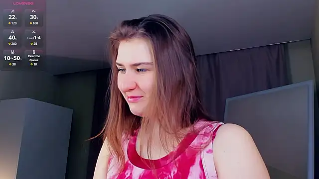 Snapshot of SueWolvin chatting on 25, 3, 2026 SueWolvin online show from 25, 3, 2026