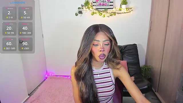 Snapshot of ariabrown23 chatting on 6, 4, 2026 ariabrown23 online show from 6, 4, 2026