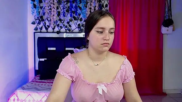 Snapshot of Julieta_vega@xh chatting on 2, 3, 2026 Julieta vegaxh online show from 2, 3, 2026