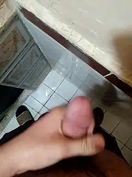 dzniyaak online show from 4, 3, 2026