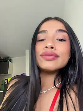 Snapshot of Bella_Smithe chatting on 9, 4, 2026 Bella Smithe online show from 9, 4, 2026