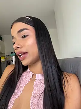 Snapshot of Bella_Smithe chatting on 11, 4, 2026 Bella Smithe online show from 11, 4, 2026