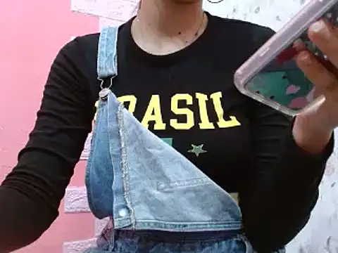 Snapshot of lolit_cat chatting on 22, 3, 2026 lolit cat online show from 22, 3, 2026