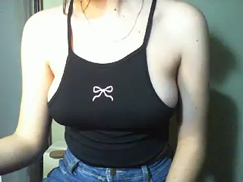 Snapshot of lolit_cat chatting on 3, 4, 2026 lolit cat online show from 3, 4, 2026