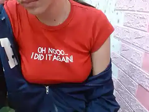 Snapshot of lolit_cat chatting on 21, 4, 2026 lolit cat online show from 21, 4, 2026