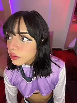 Snapshot of Taylor__0 chatting on 17, 4, 2026 Taylor 0 online show from 17, 4, 2026