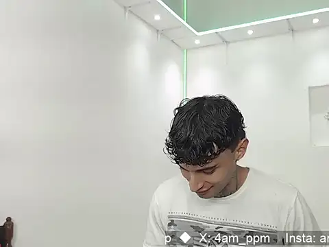 yourxcyberxangel online show from 17, 4, 2026