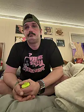 Snapshot of PoundedCajunGuy93 chatting on 6, 5, 2026 PoundedCajunGuy93 online show from 6, 5, 2026