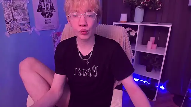 Snapshot of SKAIRAS_SKY chatting on 2, 3, 2026 SKAIRAS SKY online show from 2, 3, 2026