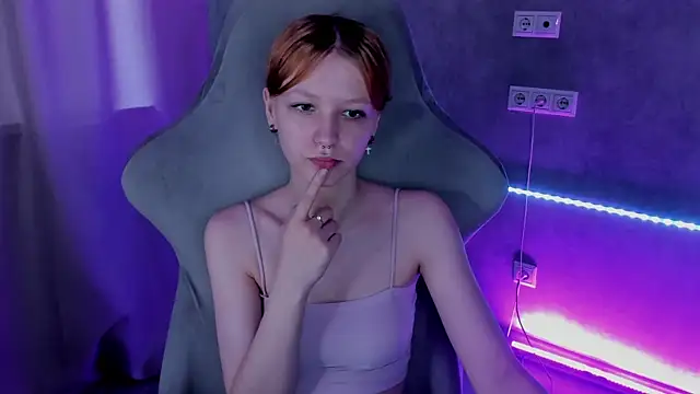 Snapshot of Emma_Dusk chatting on 15, 7, 2026 Emma Dusk online show from 15, 7, 2026