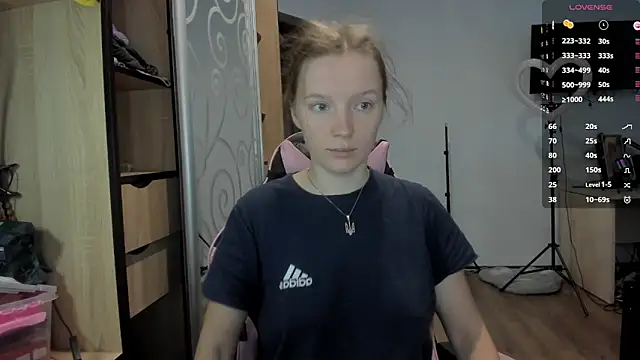 Mary Blu online show from 13, 10, 2025