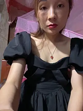 Snapshot of Mimi_pussy chatting on 27, 4, 2026 Mimi pussy online show from 27, 4, 2026