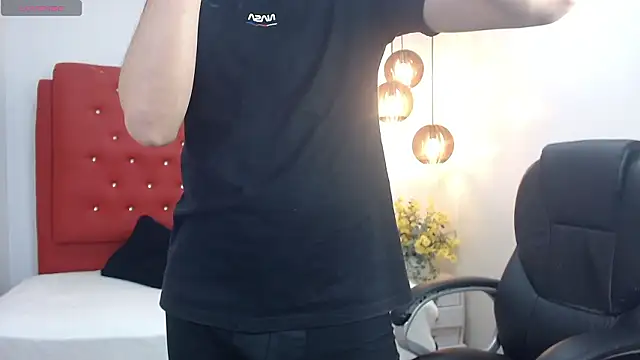 Snapshot of Roccoallegeri chatting on 19, 3, 2026 Roccoallegeri online show from 19, 3, 2026