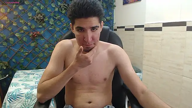 Snapshot of Roccoallegeri chatting on 24, 3, 2026 Roccoallegeri online show from 24, 3, 2026