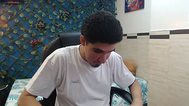 Snapshot of Roccoallegeri chatting on 31, 3, 2026 Roccoallegeri online show from 31, 3, 2026