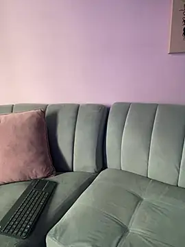 Snapshot of Im_Luuu chatting on 27, 3, 2026 Im Luuu online show from 27, 3, 2026