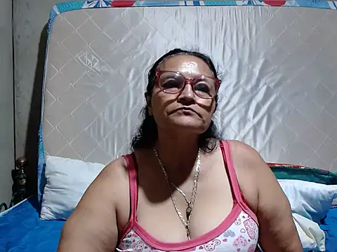 Snapshot of _BellaNocturna chatting on 27, 4, 2026 BellaNocturna online show from 27, 4, 2026