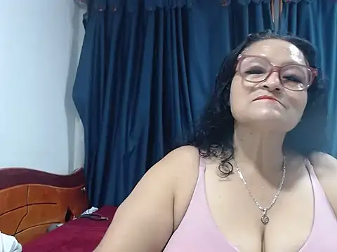  BellaNocturna online show from 6, 7, 2026