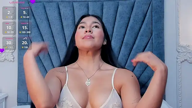 Snapshot of Leandra-Johnson chatting on 2, 4, 2026 Leandra-Johnson online show from 2, 4, 2026