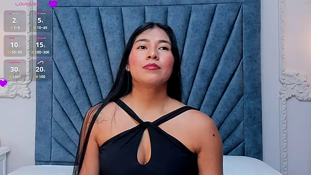 Snapshot of Leandra-Johnson chatting on 7, 4, 2026 Leandra-Johnson online show from 7, 4, 2026