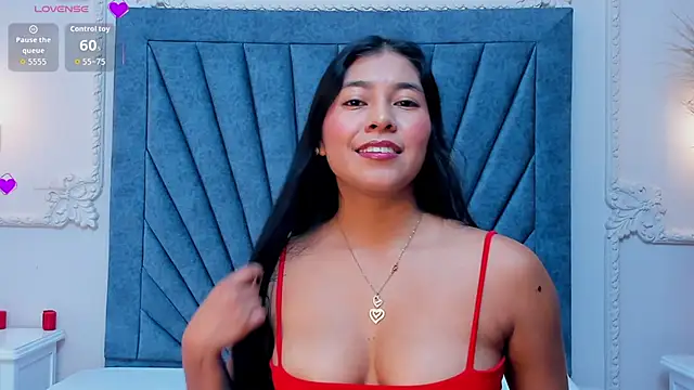 Snapshot of Leandra-Johnson chatting on 17, 4, 2026 Leandra-Johnson online show from 17, 4, 2026