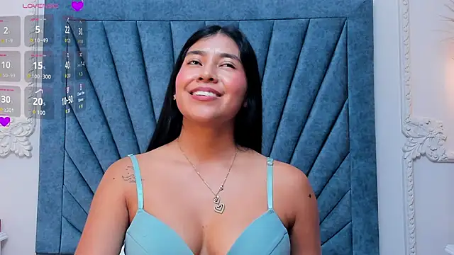 Snapshot of Leandra-Johnson chatting on 18, 4, 2026 Leandra-Johnson online show from 18, 4, 2026