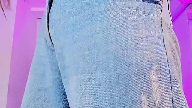 ashvalentine  online show from 9, 4, 2026