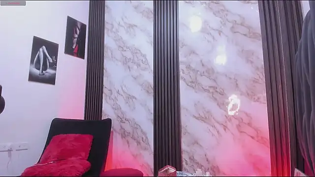 Snapshot of Nina_vegas chatting on 13, 4, 2026 Nina vegas online show from 13, 4, 2026