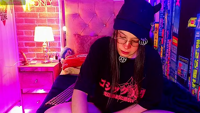 Snapshot of Yorumakie_777 chatting on 15, 4, 2026 Yorumakie 777 online show from 15, 4, 2026