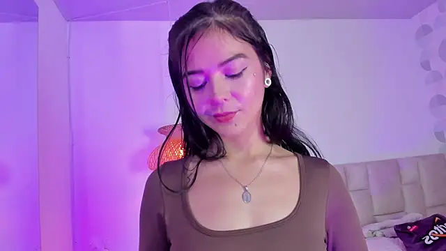 Snapshot of Vanessa_cruz_18 chatting on 30, 5, 2026 Vanessa cruz 18 online show from 30, 5, 2026