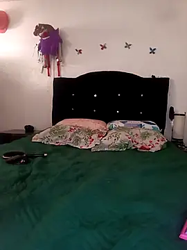 Snapshot of naomi_unu chatting on 27, 3, 2026 naomi unu online show from 27, 3, 2026