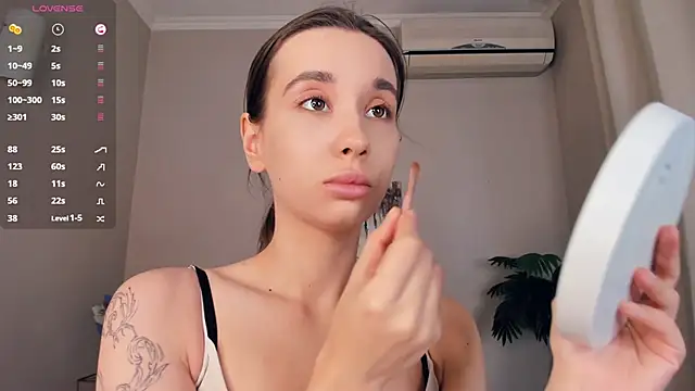 Snapshot of LaceyLettman chatting on 15, 4, 2026 LaceyLettman online show from 15, 4, 2026