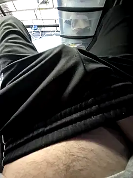 Snapshot of bostonbigdick36 chatting on 4, 3, 2026 bostonbigdick36 online show from 4, 3, 2026