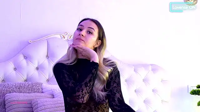 Snapshot of pr1nc3sss chatting on 9, 3, 2026 pr1nc3sss online show from 9, 3, 2026