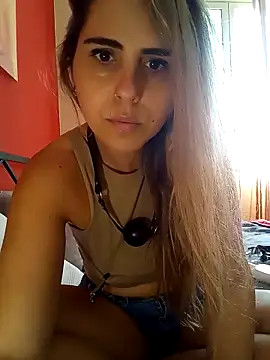 Snapshot of Emilyvuxa chatting on 11, 3, 2026 Emilyvuxa online show from 11, 3, 2026