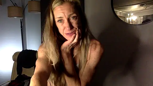 Snapshot of Saigecoach1 chatting on 13, 3, 2026 Saigecoach1 online show from 13, 3, 2026