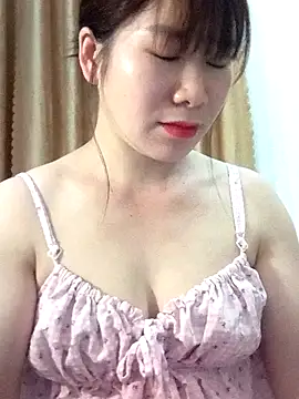 Snapshot of Bondgirl_9 chatting on 19, 4, 2026 Bondgirl 9 online show from 19, 4, 2026