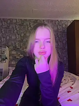 Snapshot of KayShaw chatting on 24, 3, 2026 KayShaw online show from 24, 3, 2026