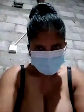 Snapshot of nilkirilli chatting on 12, 4, 2026 nilkirilli online show from 12, 4, 2026