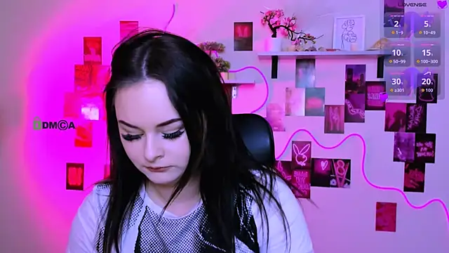 Snapshot of miss_courtney_ chatting on 18, 3, 2026 miss courtney online show from 18, 3, 2026