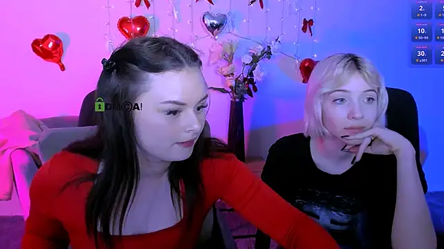 Snapshot of miss_courtney_ chatting on 5, 4, 2026 miss courtney online show from 5, 4, 2026