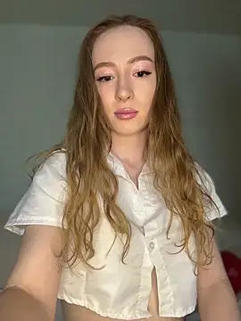 Little Candy 18 online show from 19, 5, 2026