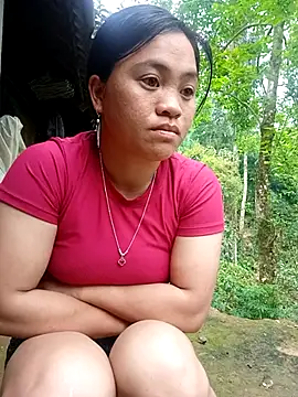 Snapshot of Mayxinh_love chatting on 3, 4, 2026 Mayxinh love online show from 3, 4, 2026