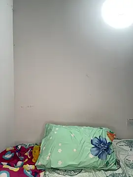 Snapshot of Nicole_Cute04 chatting on 11, 4, 2026 Nicole Cute04 online show from 11, 4, 2026